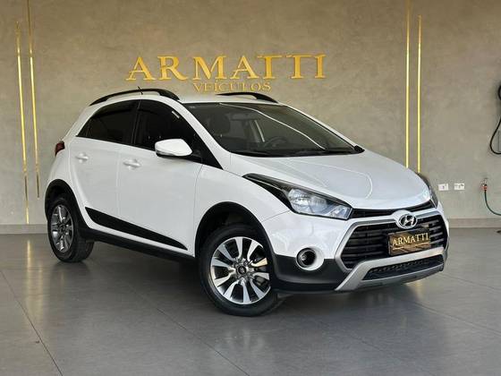 HYUNDAI HB20X 1.6 16V PREMIUM FLEX 4P AUTOMÁTICO HYUNDAI HB20X 1.6 16V PREMIUM FLEX 4P AUTOMÁTICO